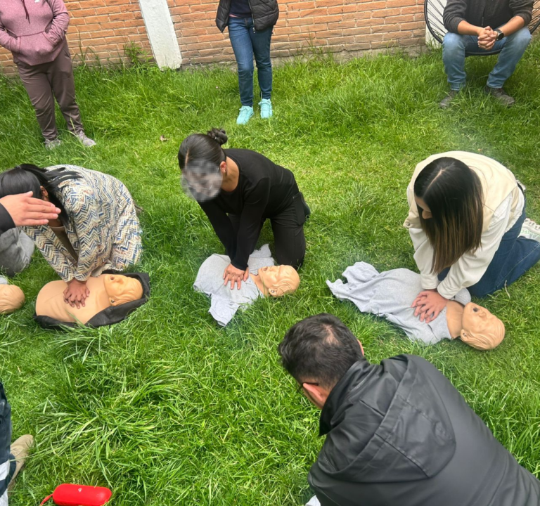 Lee más sobre el artículo Curso de primeros auxilios en Proteo: capacitación en nuestras unidades para salvar vidas