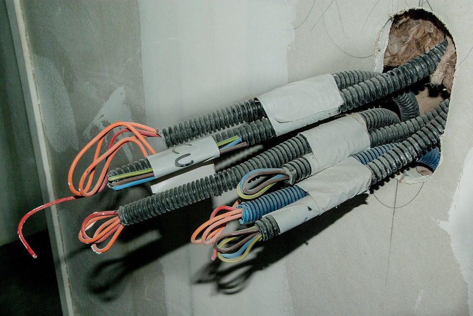 electrician-1696757_960_720