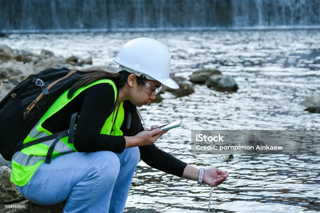 Lee más sobre el artículo Estudio Hidrológico con Modelación HEC-RAS: Ingeniería para que tu proyecto no termine bajo el agua
